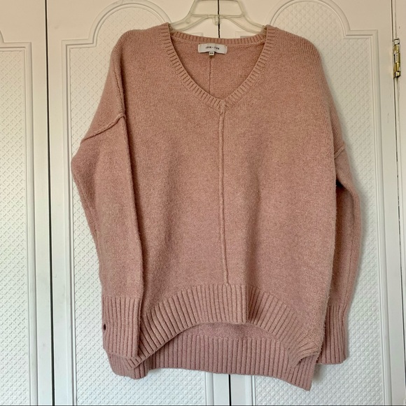 Revolve John + Jenn | Pale Pink V Neck Oversized Thick Sweater - Picture 2 of 11